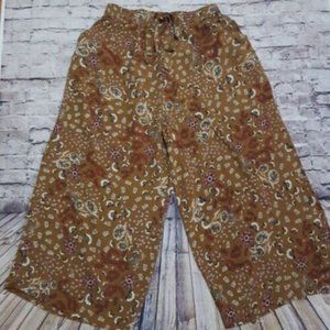 American Eagle Don't Ask Why Women's Floral Print Crop Pants One size pants EUC